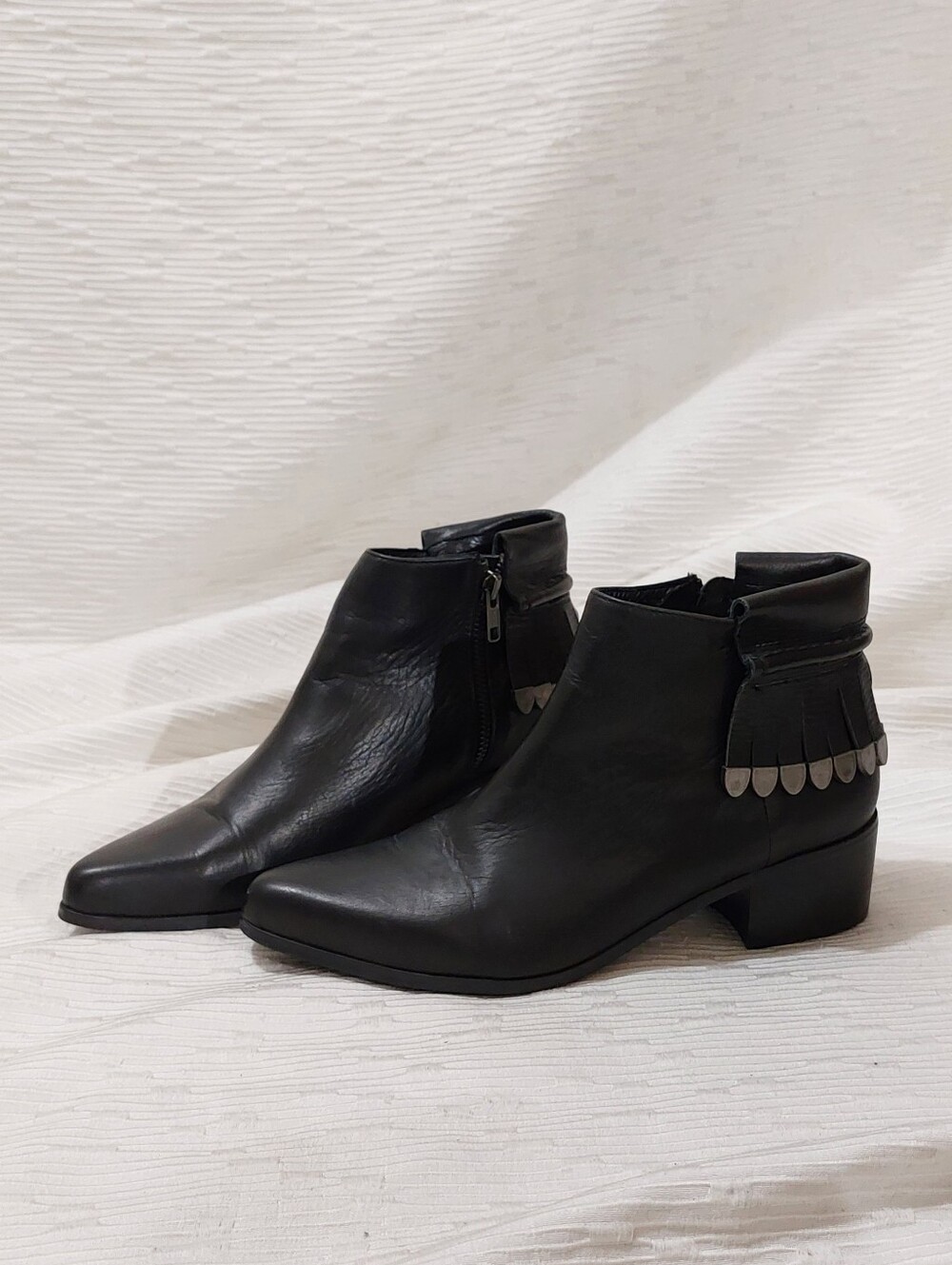 Fringe Accent Black Leather Ankle Booties Size 8.5